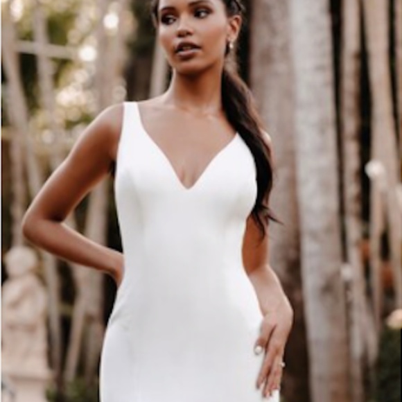 Allure Bridal Ivory Size 2 Wedding Gown - Picture 2 of 14